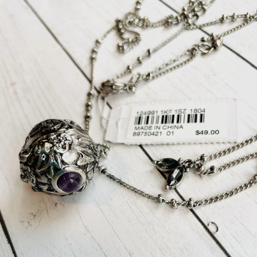 J. Jill's silver etched egg necklace - Picture 4 of 8